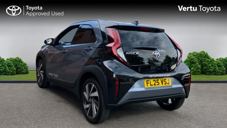 Toyota Aygo X 1.0 VVT-i Edge 5dr Petrol Hatchback